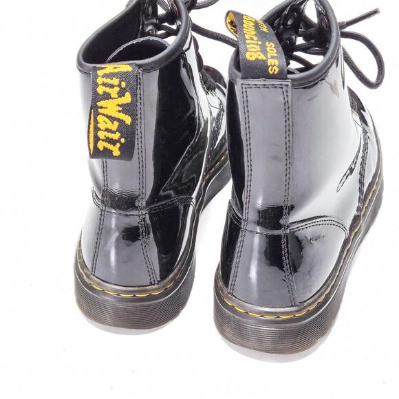 Dr. Martens Women’s Boots Grunge Punk Emo Black Patent Leather Zavala Size 9 - Picture 4 of 6